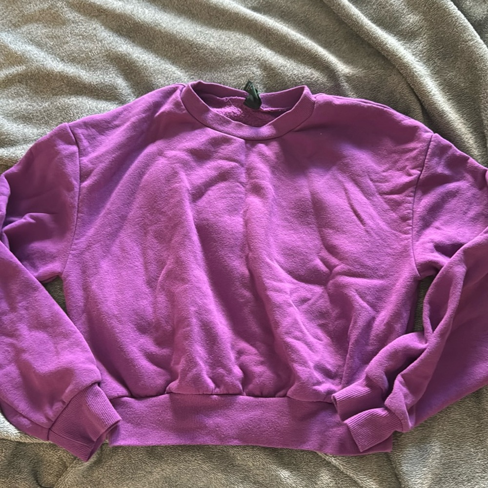 Cropped sweater